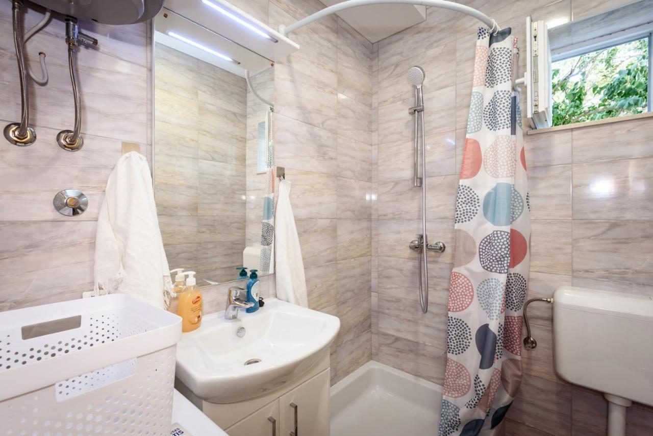 Apartment Dego Near Ploce, Riverfront, Parking Rogotin المظهر الخارجي الصورة